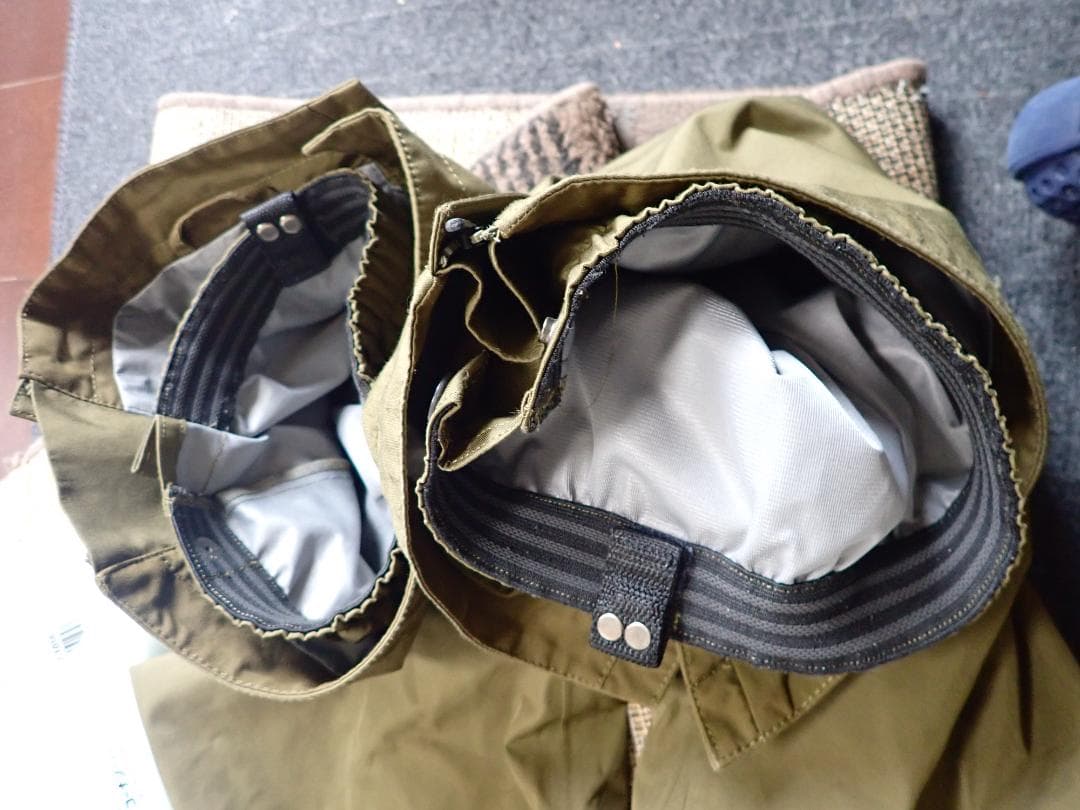 トゥーフォーワン 241 ゴアテック　ビブパンツ　M　オリーブグリーン系