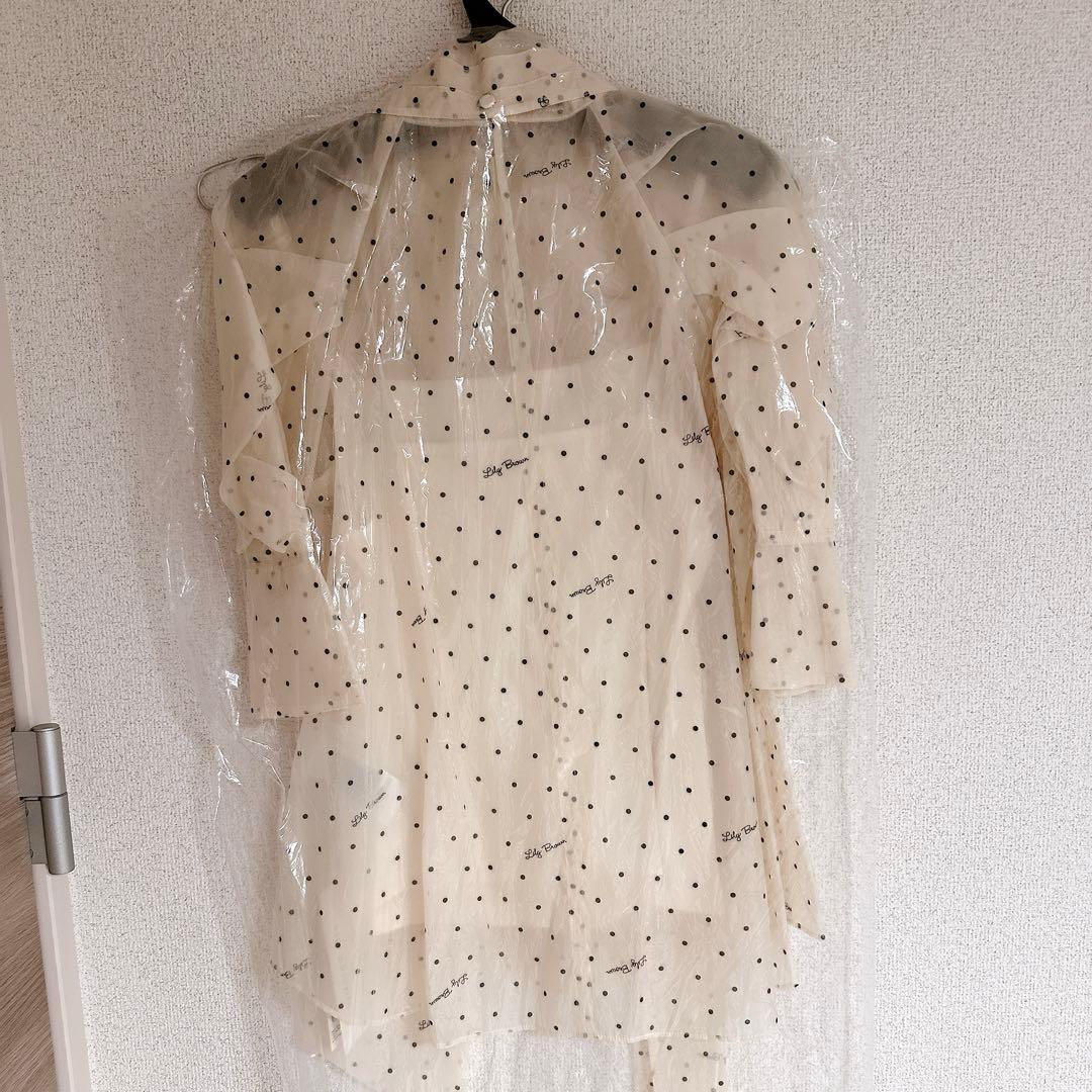 【タグ付き新品未使用】リリーブラウン　ラグランオーガンザボウタイブラウス