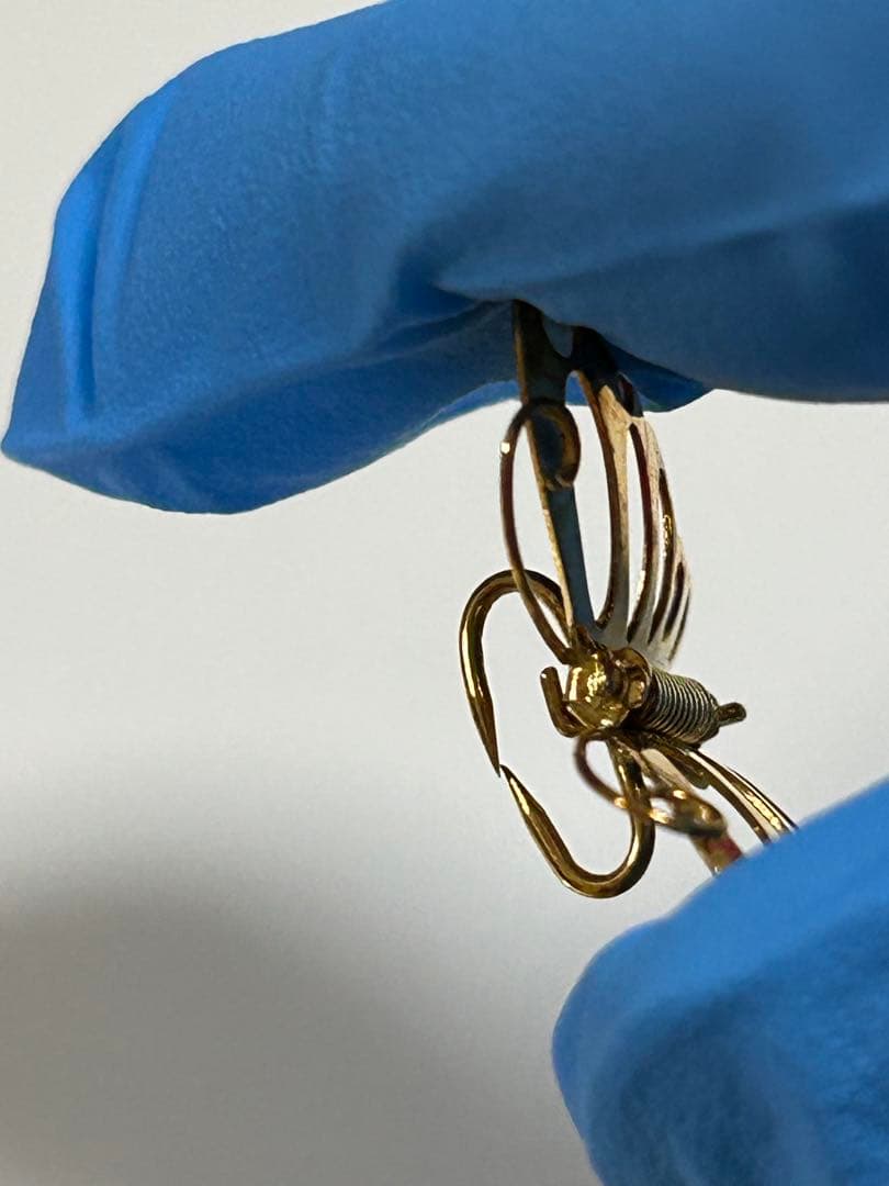 18金バタフライ蝶18Kブローチ