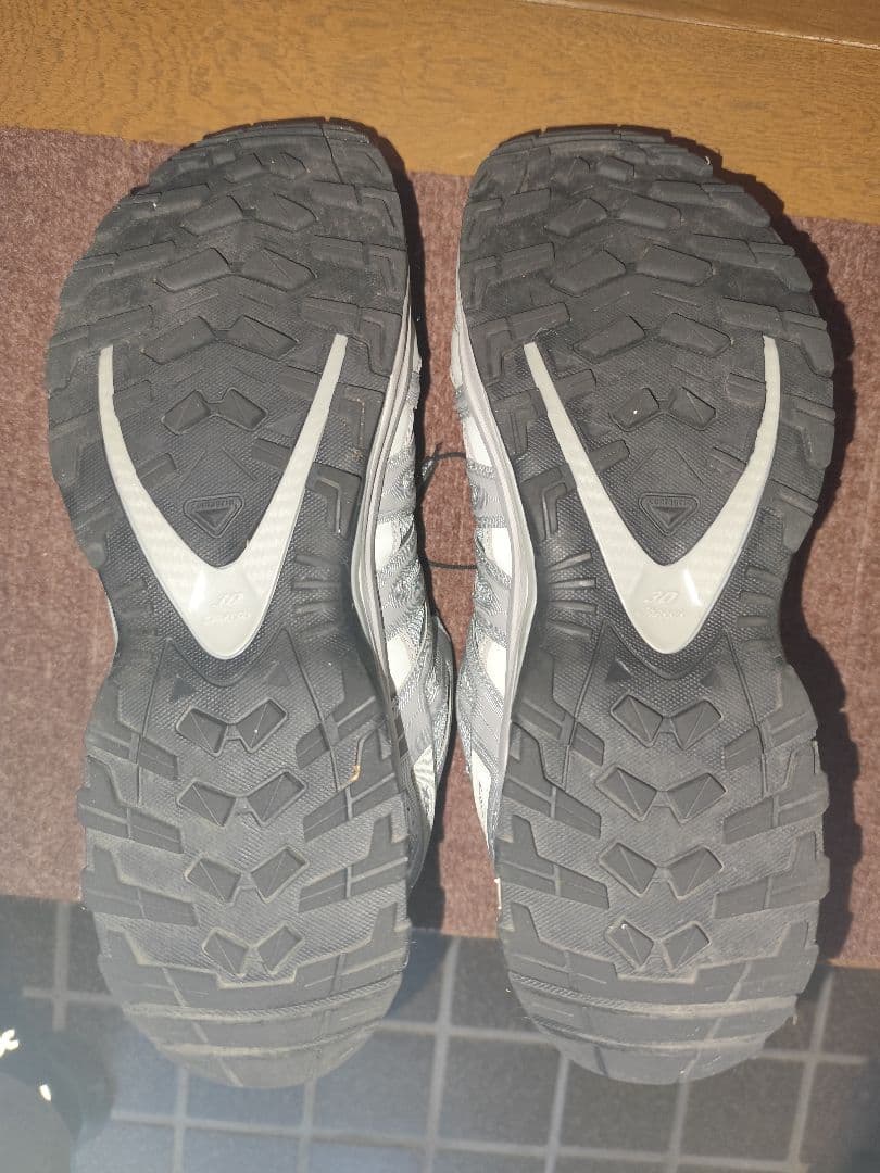 【美品】サロモン XA PRO 3D 27cm グレー/シルバー