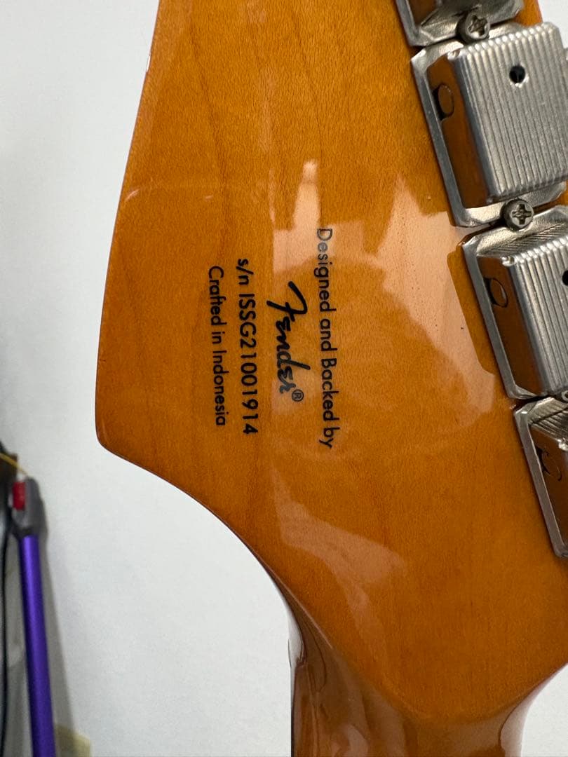 Squier classic vibe ‘60s ストラトキャスター