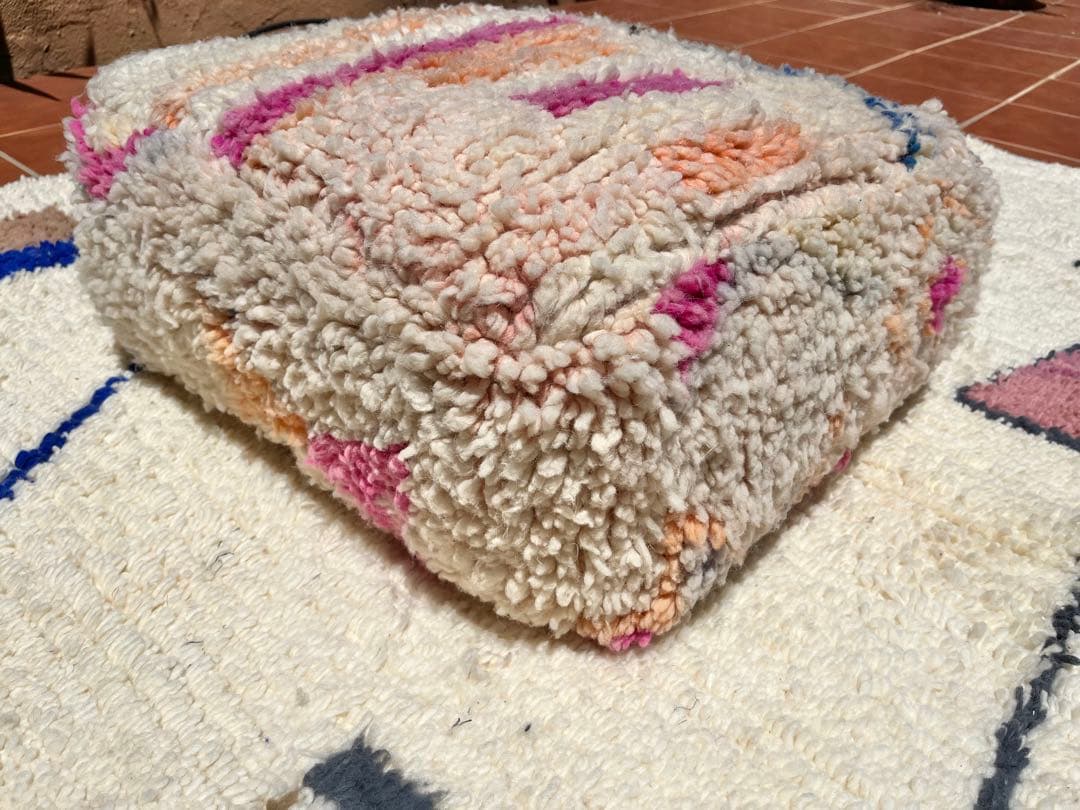モロッコ　プフ　pouf アジラル　オットマン クッション　ラグ　141
