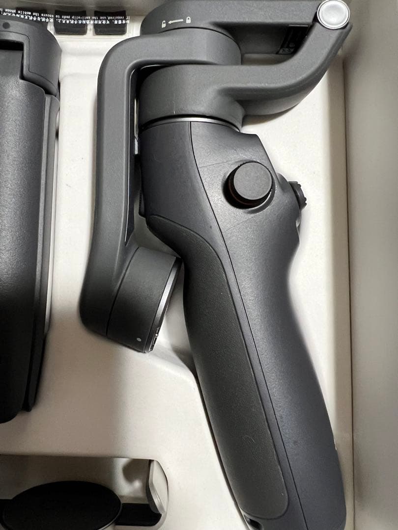 DJI Osmo Mobile 6 専用ケース付き