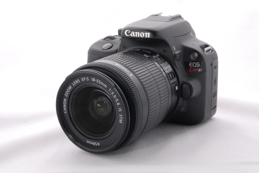 美品❣️Canon Kiss X7 カメラ 一眼レフ 旅行 入学式 卒業式 入園式