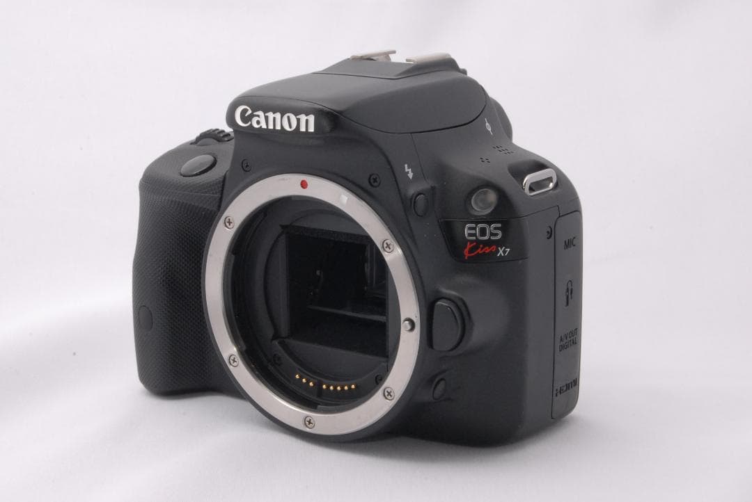 美品❣️Canon Kiss X7 カメラ 一眼レフ 旅行 入学式 卒業式 入園式