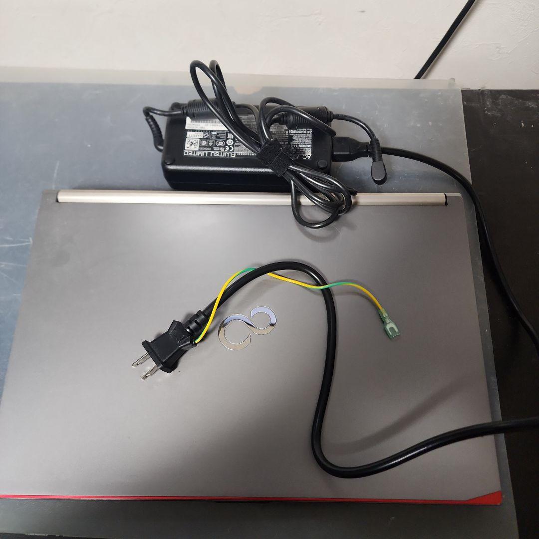 その他ノートPC本体 Fujitsu Celsius H760 16gb quadro m2000m