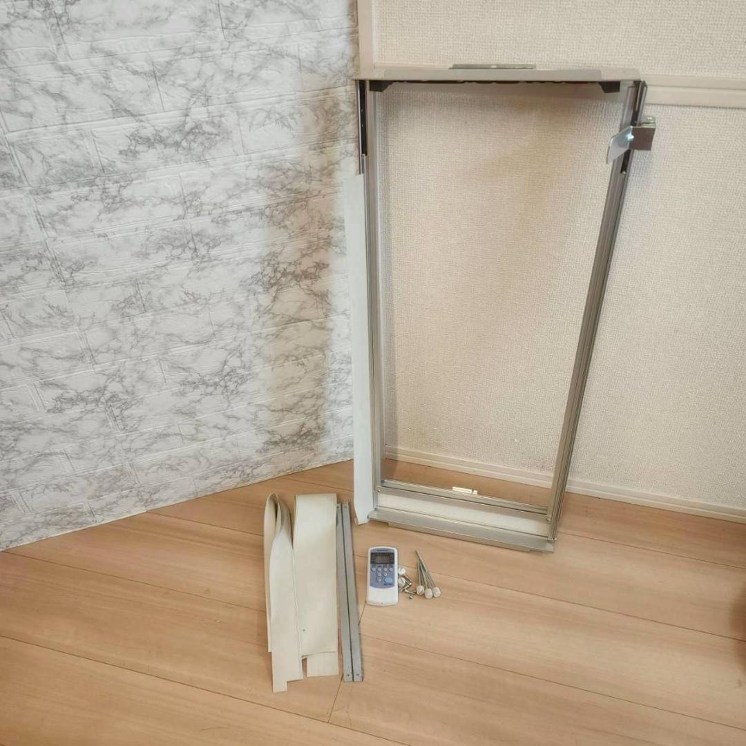 2023年製 コロナルームエアコン ウインド形冷房専用 CW-F1623R