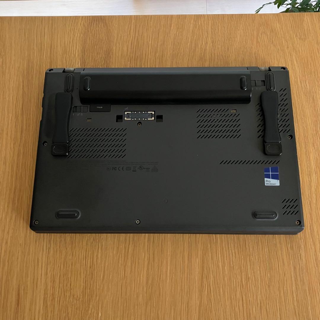 【美品】ThinkPad X260 IPS ディスプレイ8GB 256 SSD