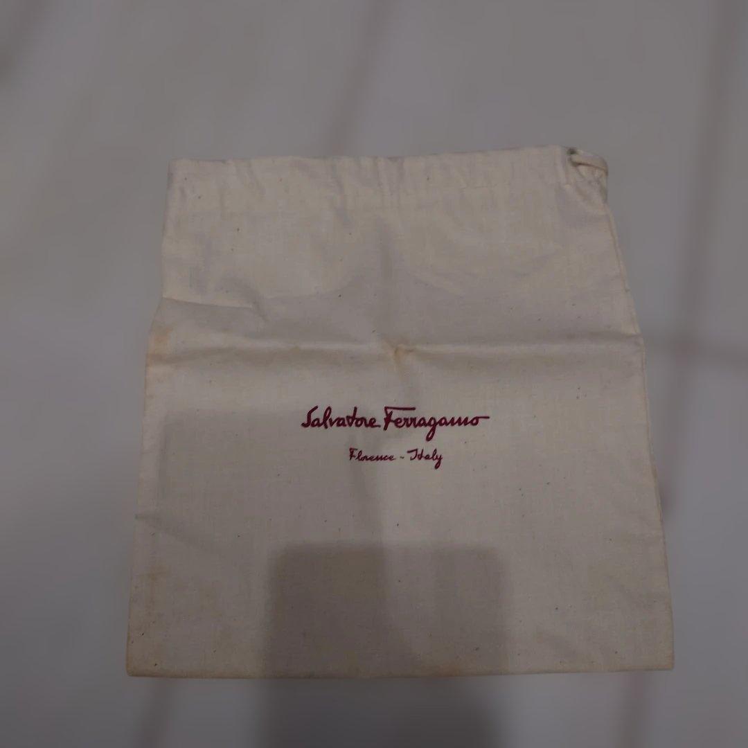 Ferragamo フェラガモ ガンチーニ　マッドグレーバックル　黒レザーベルト