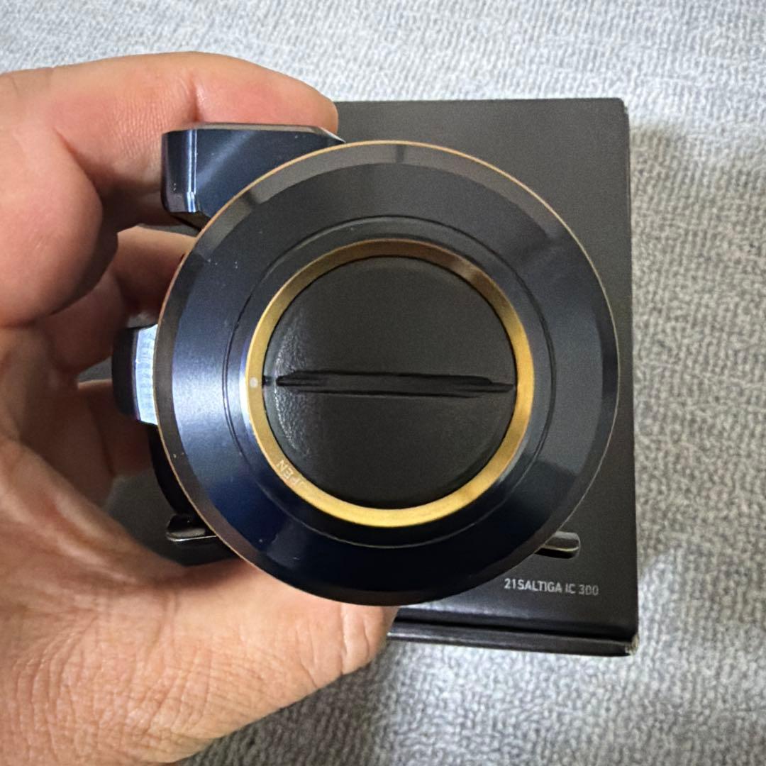 （値段交渉可）中古美品　ダイワの21ソルティガIC300