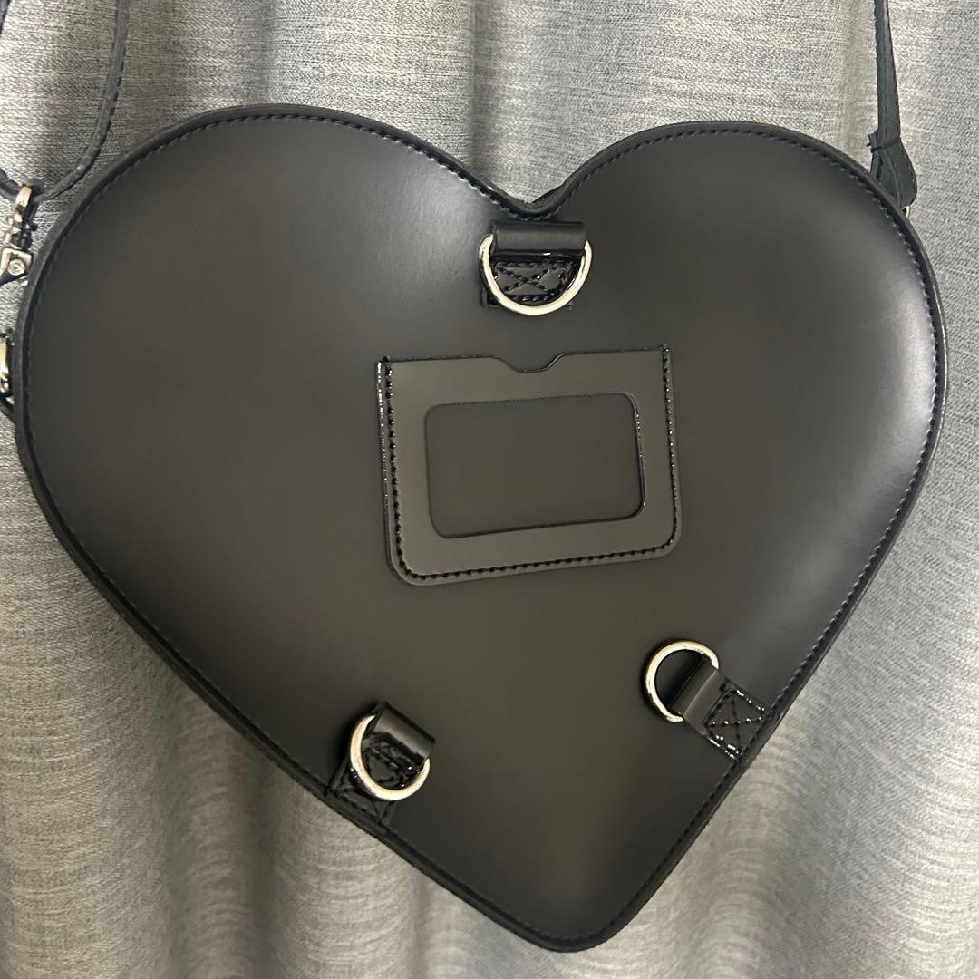 Dr.Martens ドクターマーチン ハートバッグパック BLACK