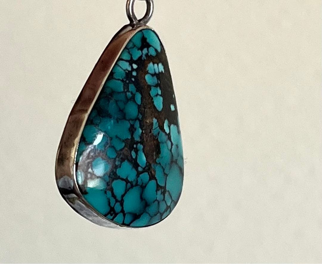 きれいなターコイズのペンダント　インディアンジュエリー　navajo ナバホ