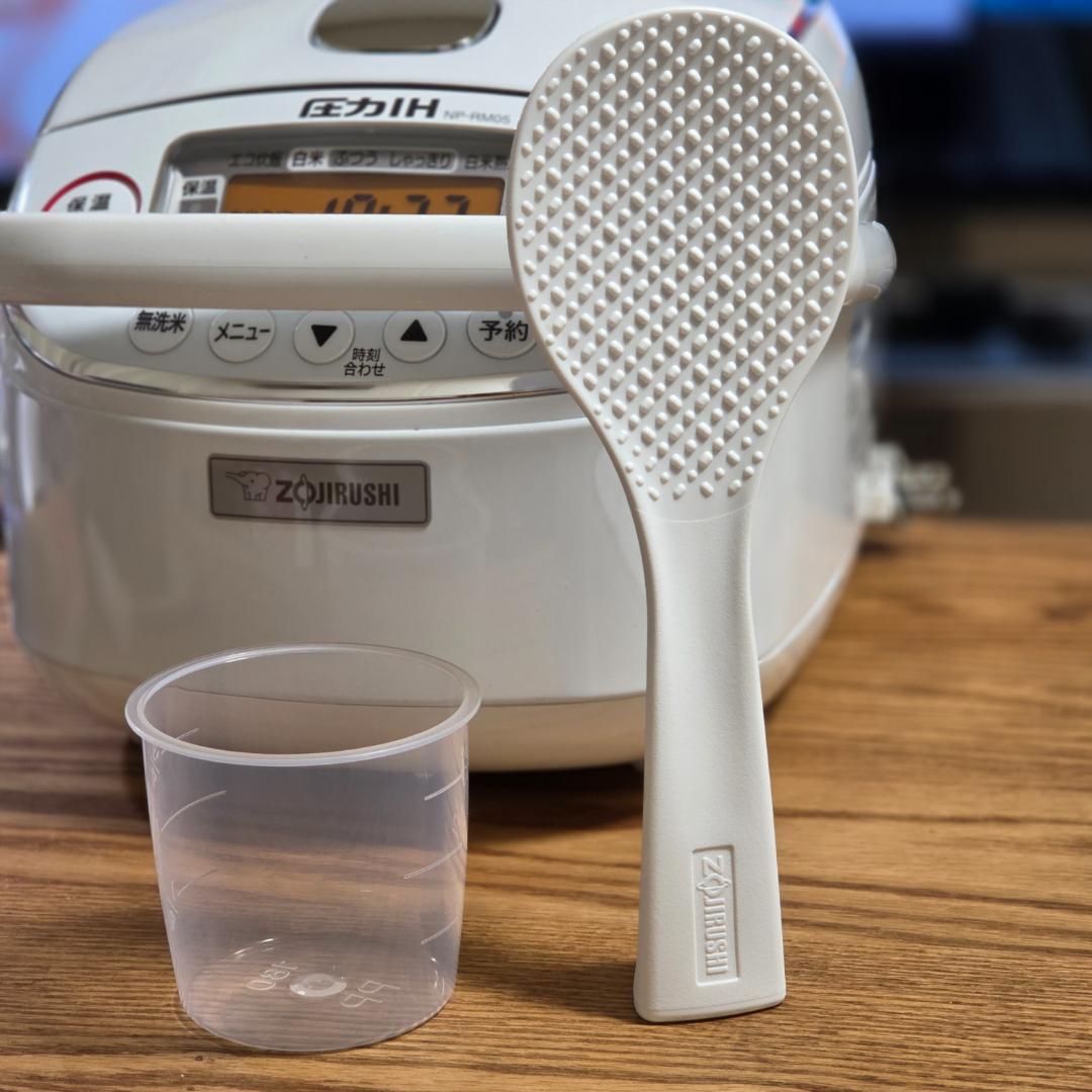 [使用回数:少] 象印 炊飯器 圧力IH NP-RM05 『極め炊き』 3合