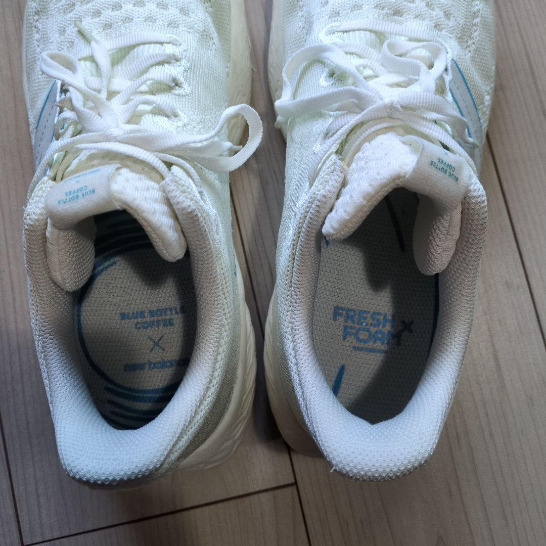 ブルーボトルコーヒー×New Balance ランニングシューズ