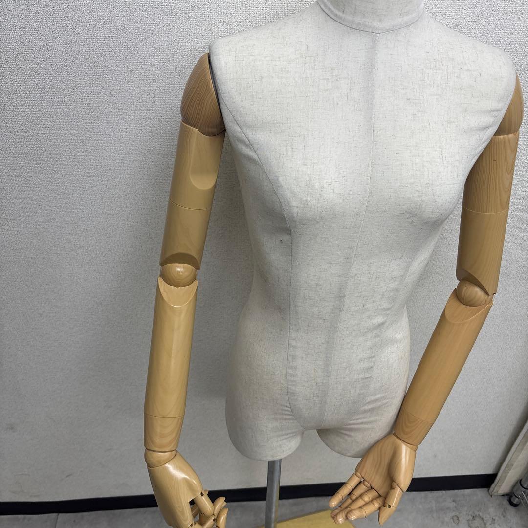 レディーストルソー　可動式アーム付きトルソー 店舗用品 什器