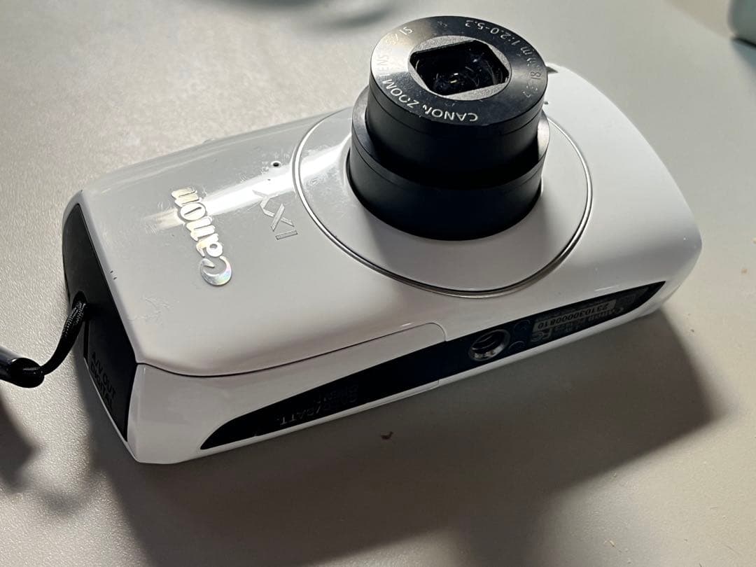 CANON IXY 30S PC1473 ホワイトPC1473 動作確認済 美品