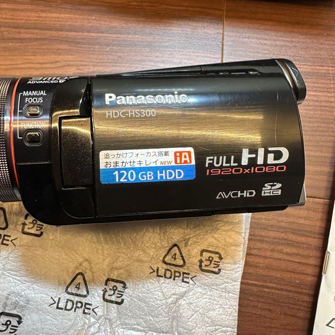 Panasonic HDC-HS300 ビデオカメラ 2792