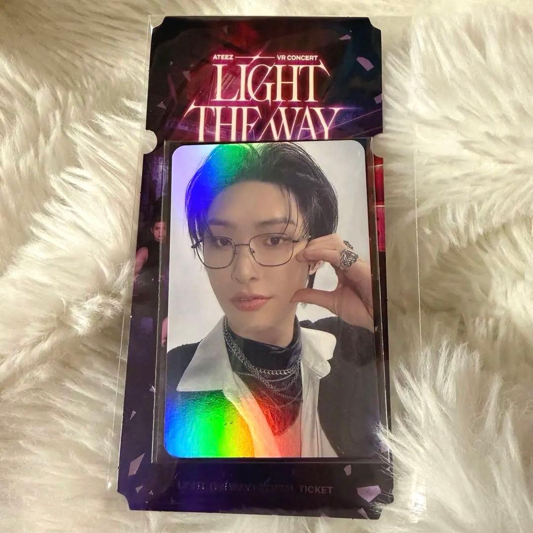 ATEEZ MINGI トレカ ホロ グラム VR