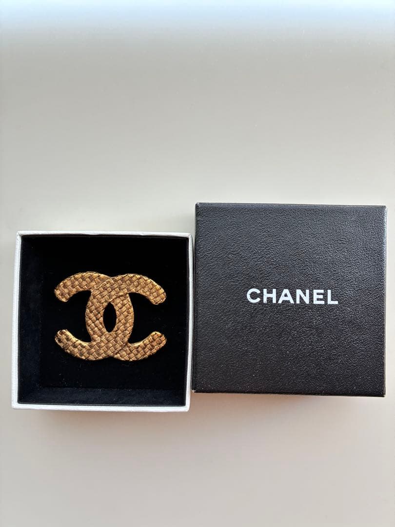 CHANEL ゴールドブローチ ヴィンテージ
