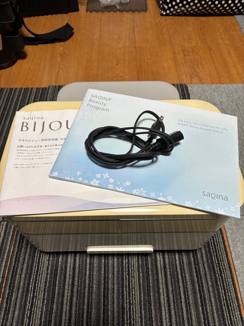 春　　saqina saqinabijou サキナビジュー 美顔器