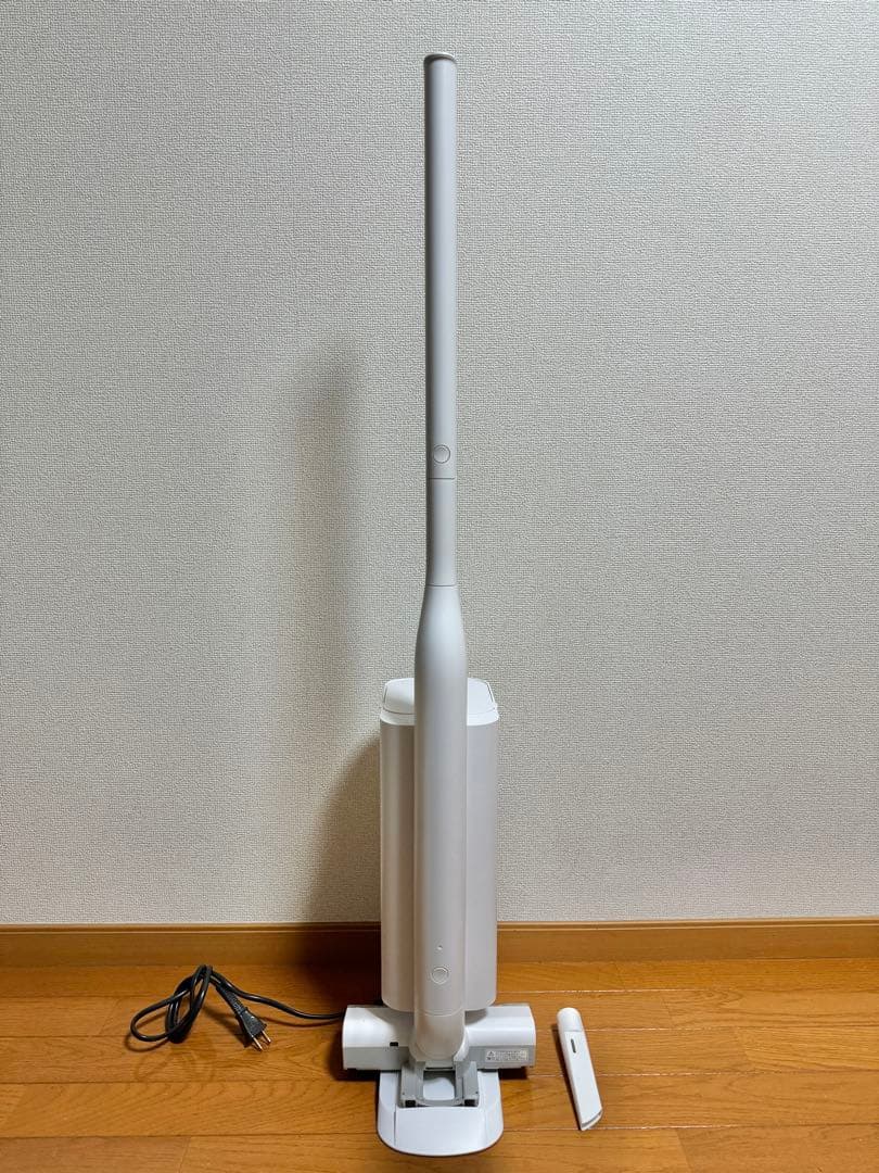 Panasonic コードレス 掃除機 MC-NS10K 23年製