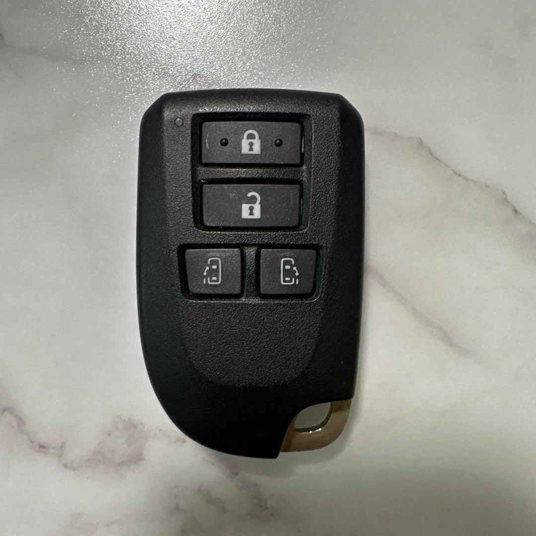 トヨタ　ハイエース　両側電動　純正　スマートキー