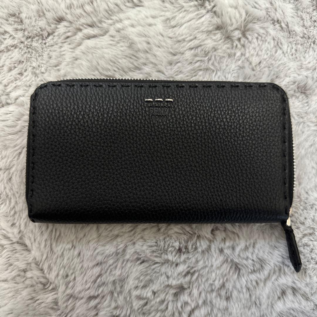 新品未使用　FENDI セレリア　ブラックレザー長財布