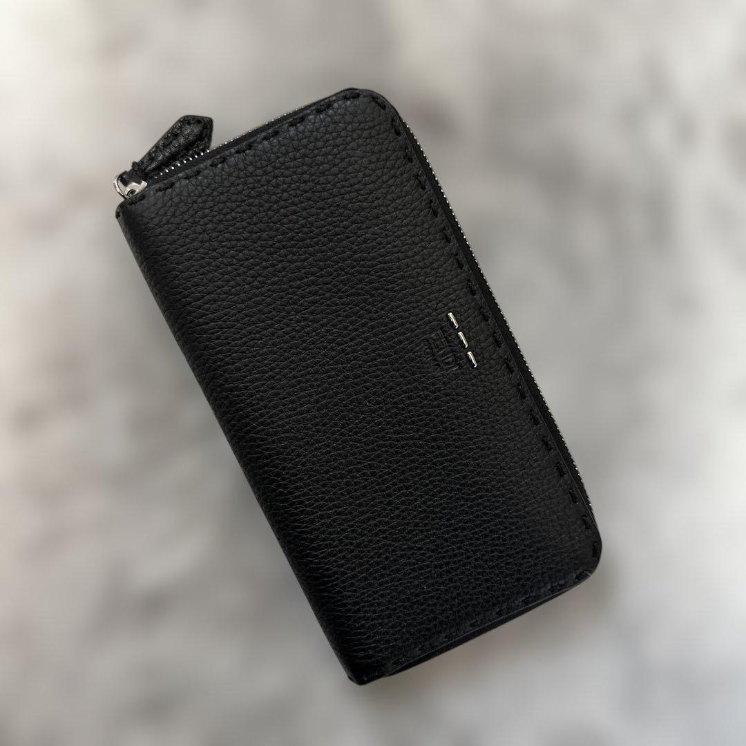 新品未使用　FENDI セレリア　ブラックレザー長財布