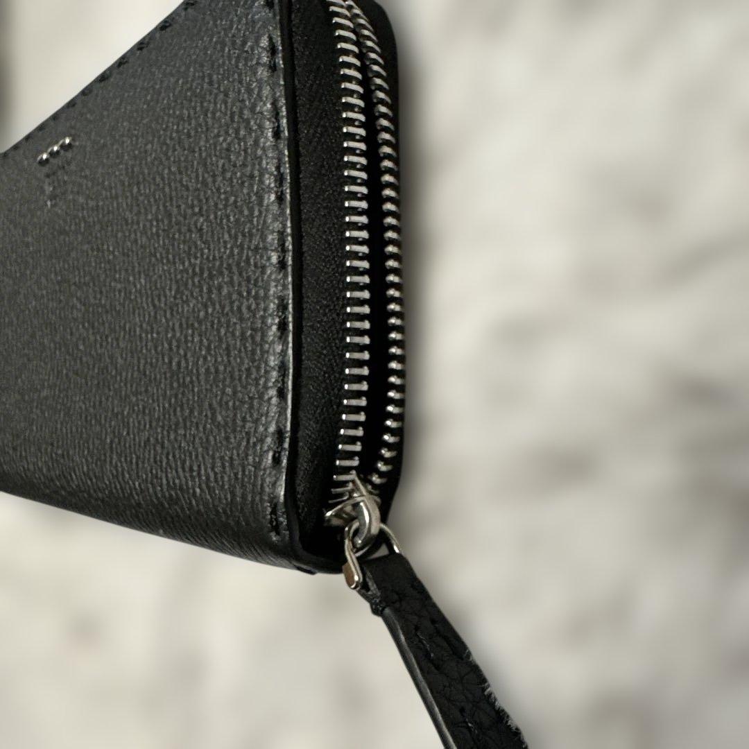 新品未使用　FENDI セレリア　ブラックレザー長財布