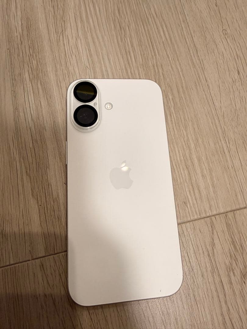 iPhone16 128GB ホワイト