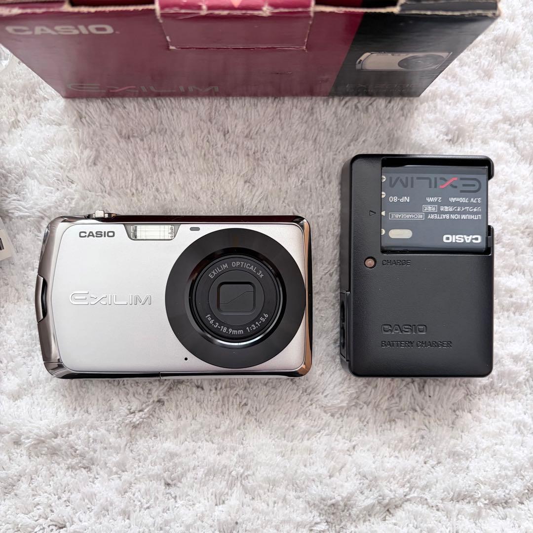 美品【動作確認済】CASIO カシオ EXILIM EX-Z330 レトロカメラ