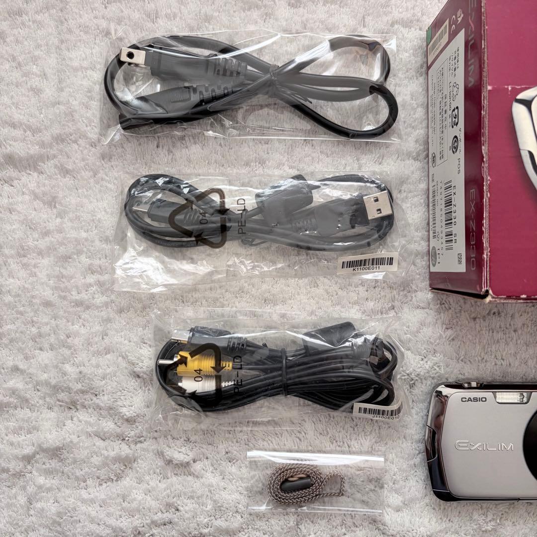 美品【動作確認済】CASIO カシオ EXILIM EX-Z330 レトロカメラ
