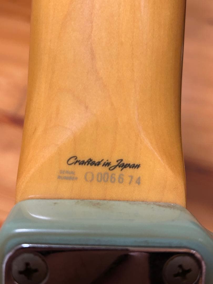 ギター Fender Mustang