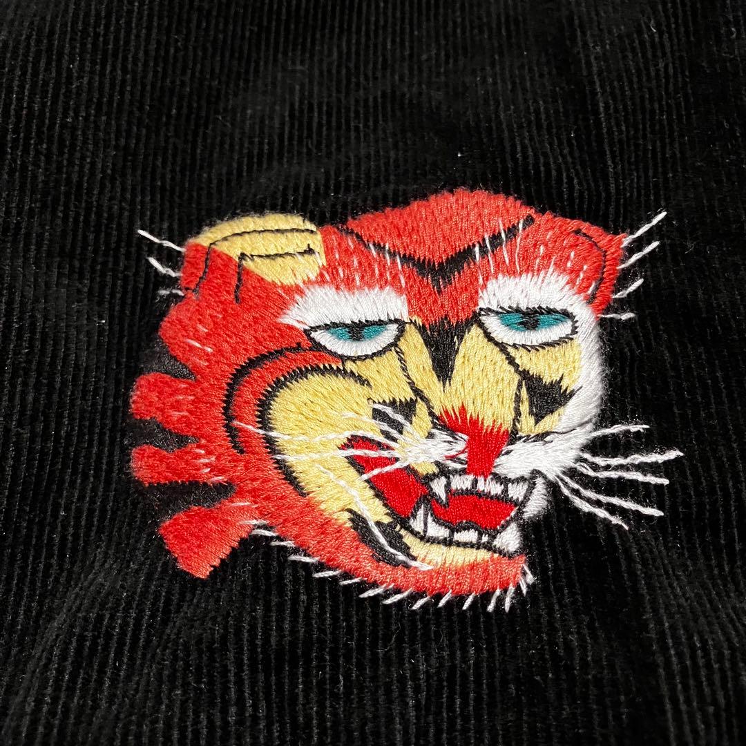 Universal Style Wear ベトジャン　刺繍　XL