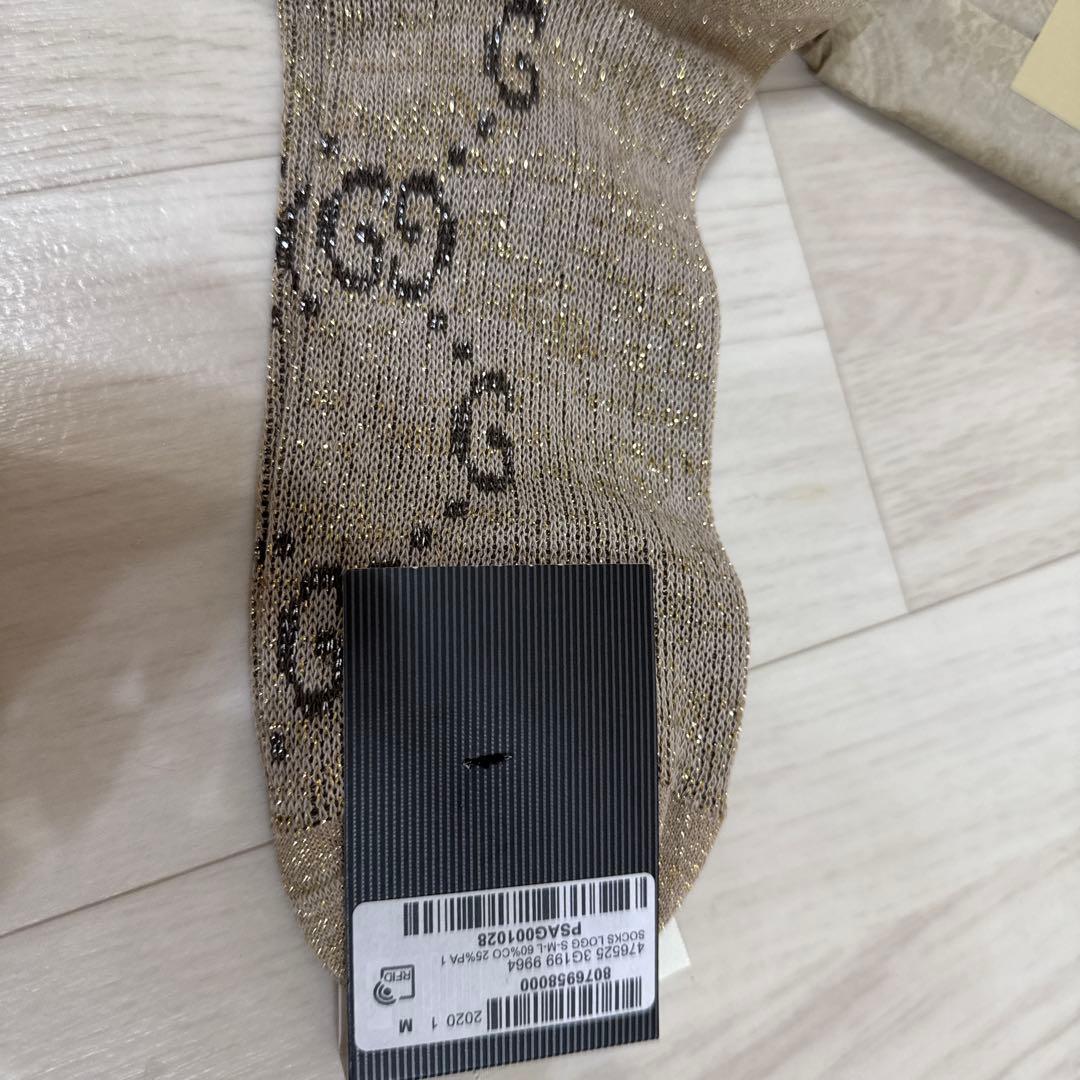 GUCCI 靴下　ソックス　M 総柄GG ロゴ　ラメ