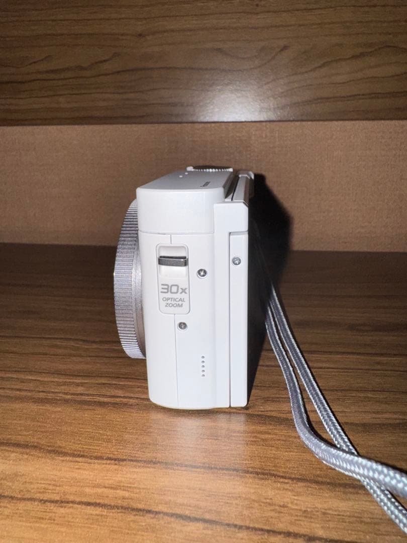 『ボーナス決済に是非！』Panasonic LUMIX TZ99 ホワイト