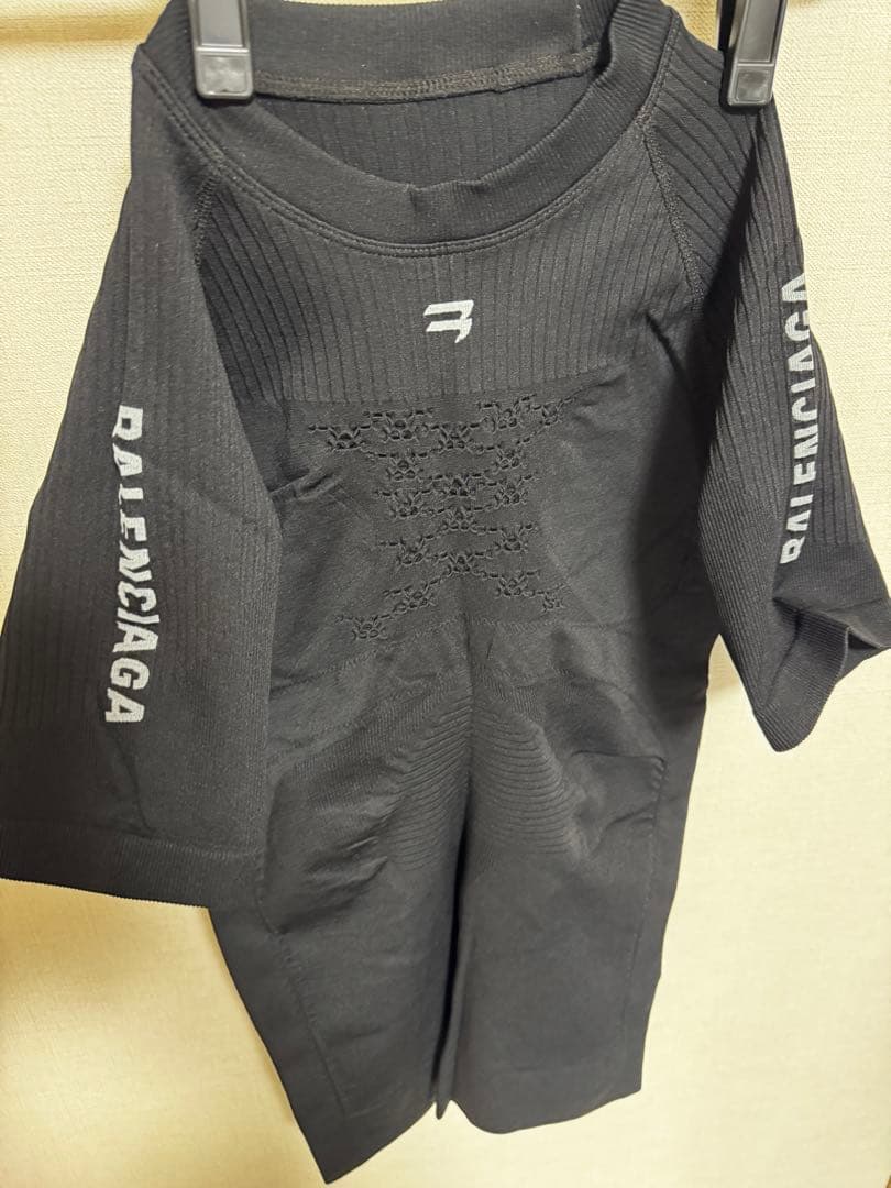 BALENCIAGA X-BIONICブラックショートスリーブ