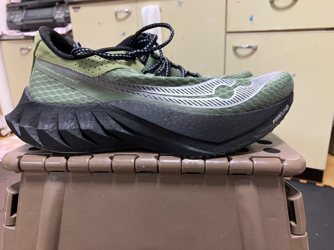 スパイク・シューズ Saucony Endorphin pro 4 -26.5cm