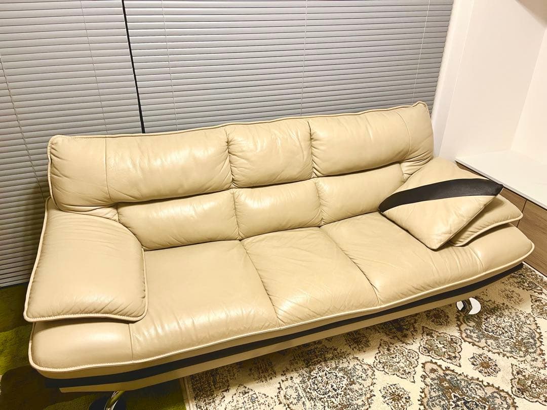 ニトリ 3人掛けソファ（ロゾ4 革・ベージュ）