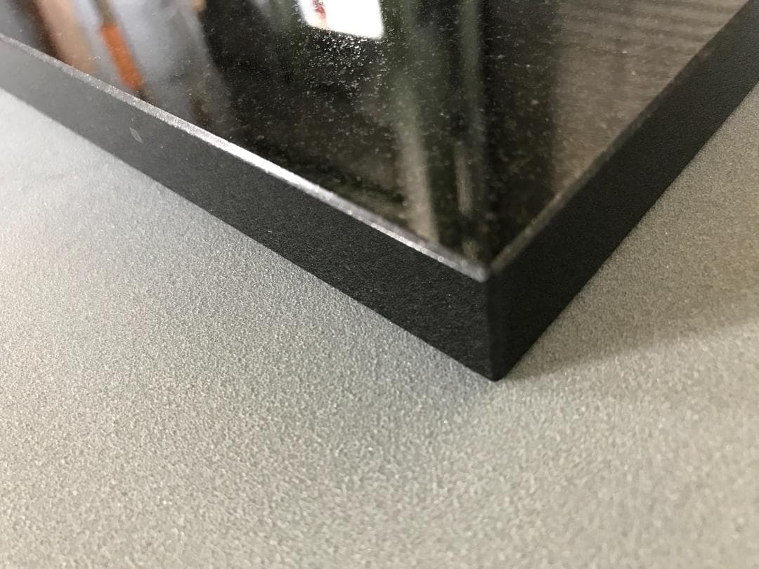 天然黒御影石　山西黒　オーディオボード　●400×400×20●　5面磨き　2枚