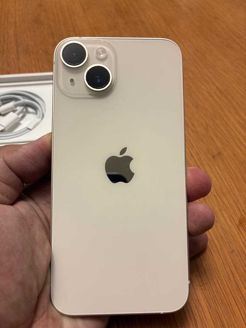 Apple iPhone 14 本体　スターライト