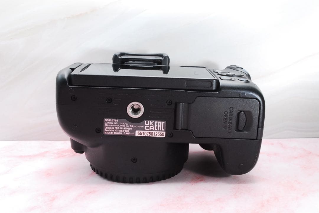 超高画質✨Canon Kiss X10★高性能標準レンズ★一眼レフカメラ