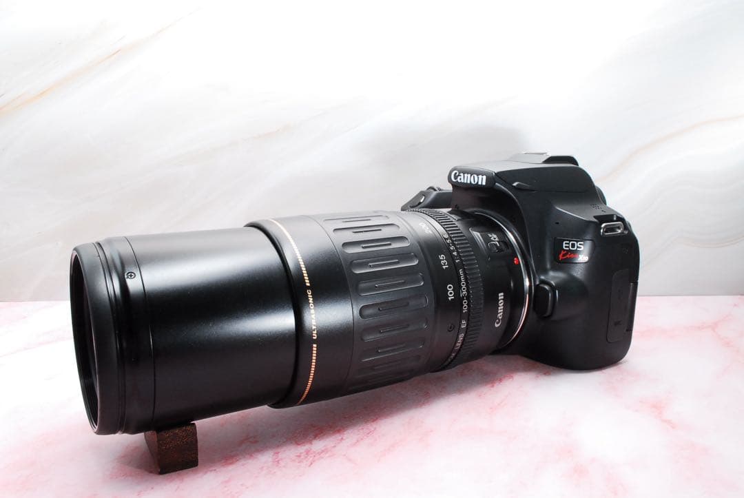 超高画質✨Canon Kiss X10★高性能標準レンズ★一眼レフカメラ