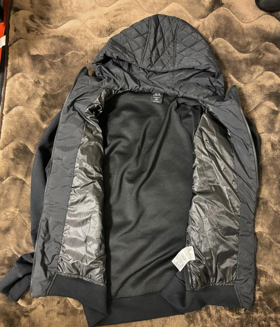 オークリー ゴルフウェア 長袖ウインドブレーカー 秋 冬