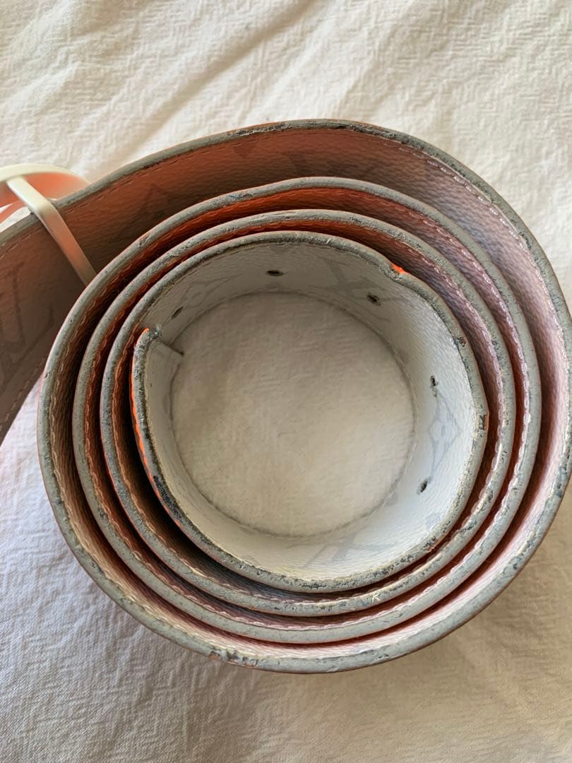 Louis Vuitton レザー ベルト グレー/オレンジ