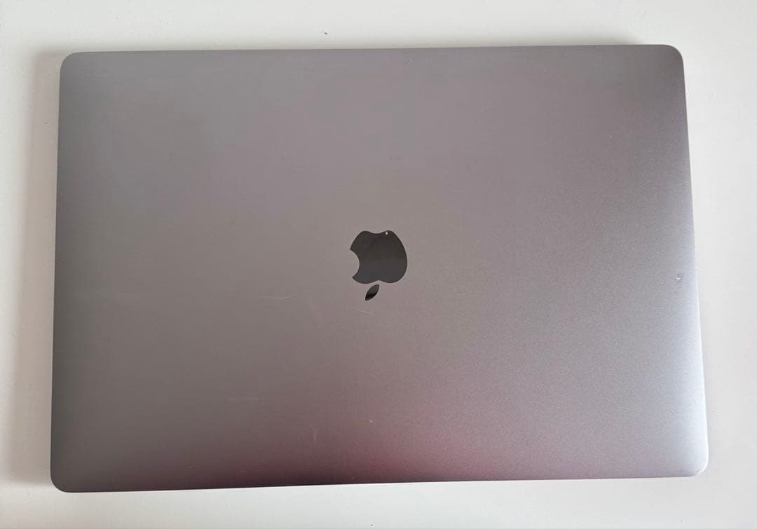Macbook Pro 2019 15インチ Ram 32gb