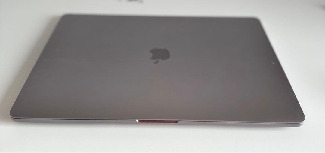 Macbook Pro 2019 15インチ Ram 32gb