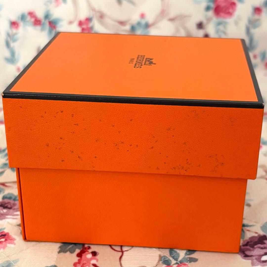 【未使用】HERMES クリッパー 腕時計 シルバー ホワイト 外箱付き