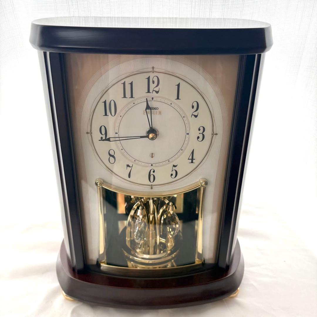 【未使用品】高級　SEIKO セイコー　エンブレム　ＨＷ５６６Ｂ　スワロフスキー