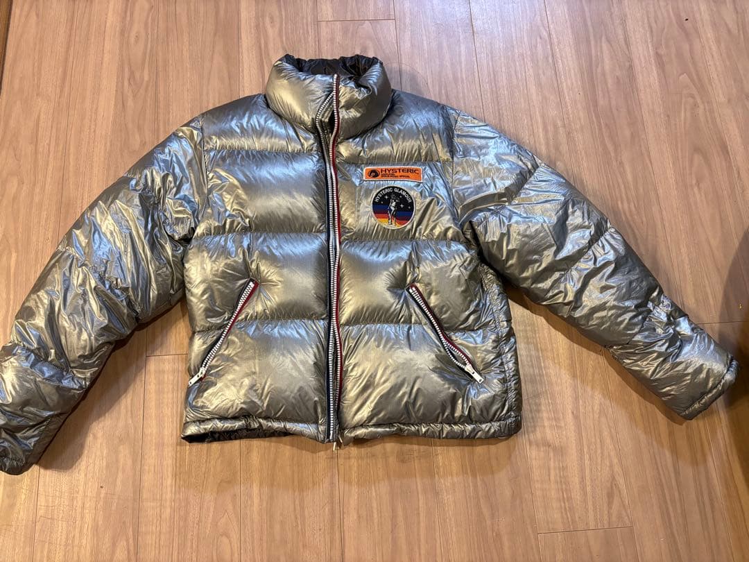ヒステリックグラマー COSMIC MISSIONアップリケ ダウンジャケット